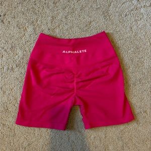 Alphalete Amplify 4.5” Shorts - Pink